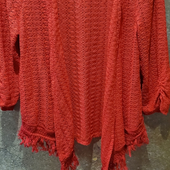 Shaw - Picture 2 of 2